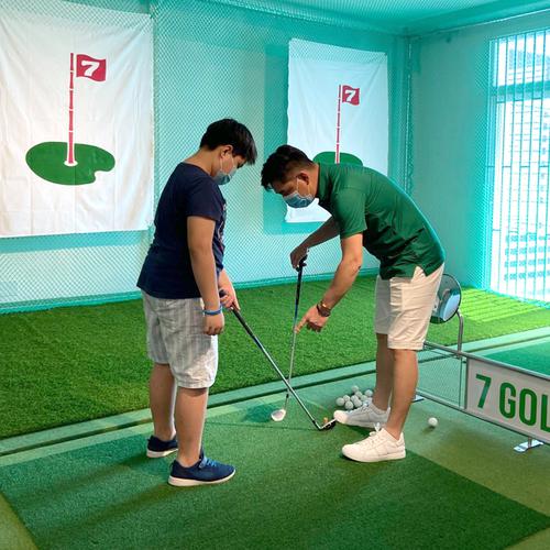 Tập Golf miễn phí khi mua sắm tại daiwagolf.vn